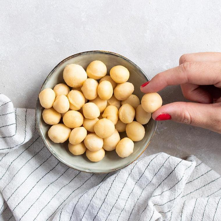 Premium Oven Roasted Macadamias with Pink Lake Salt - Yo Keto